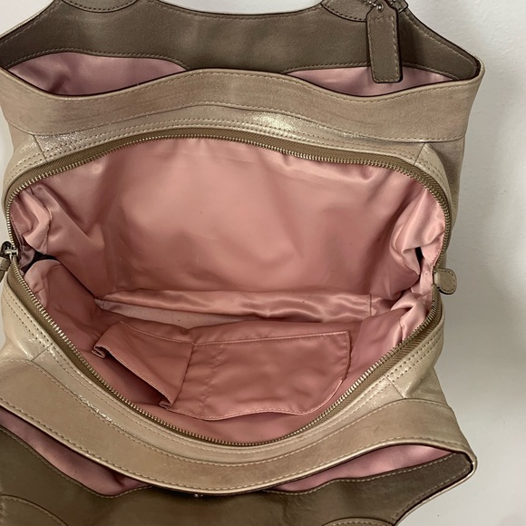 Authentic Coach Purse - Picture 5 of 6